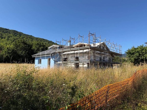 casa indipendente in vendita ad Alfedena