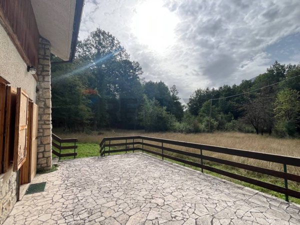 casa indipendente in vendita ad Alfedena