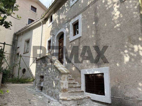 casa indipendente in vendita ad Alfedena