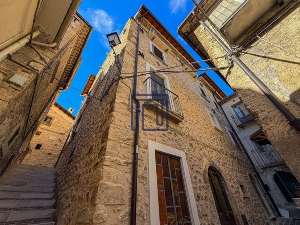 appartamento in vendita ad Anversa degli Abruzzi