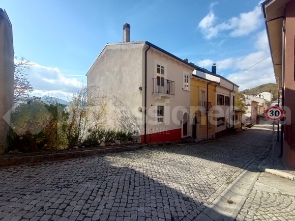 casa indipendente in vendita ad Ateleta