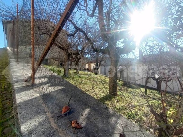 casa indipendente in vendita ad Ateleta