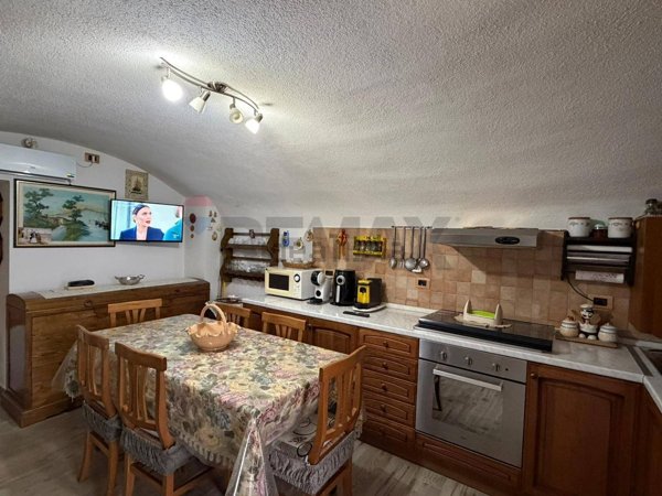 casa indipendente in vendita ad Ateleta in zona Sant'Elena