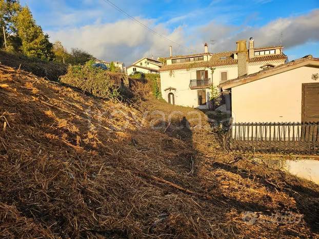 appartamento in vendita ad Ateleta in zona Carceri Alte
