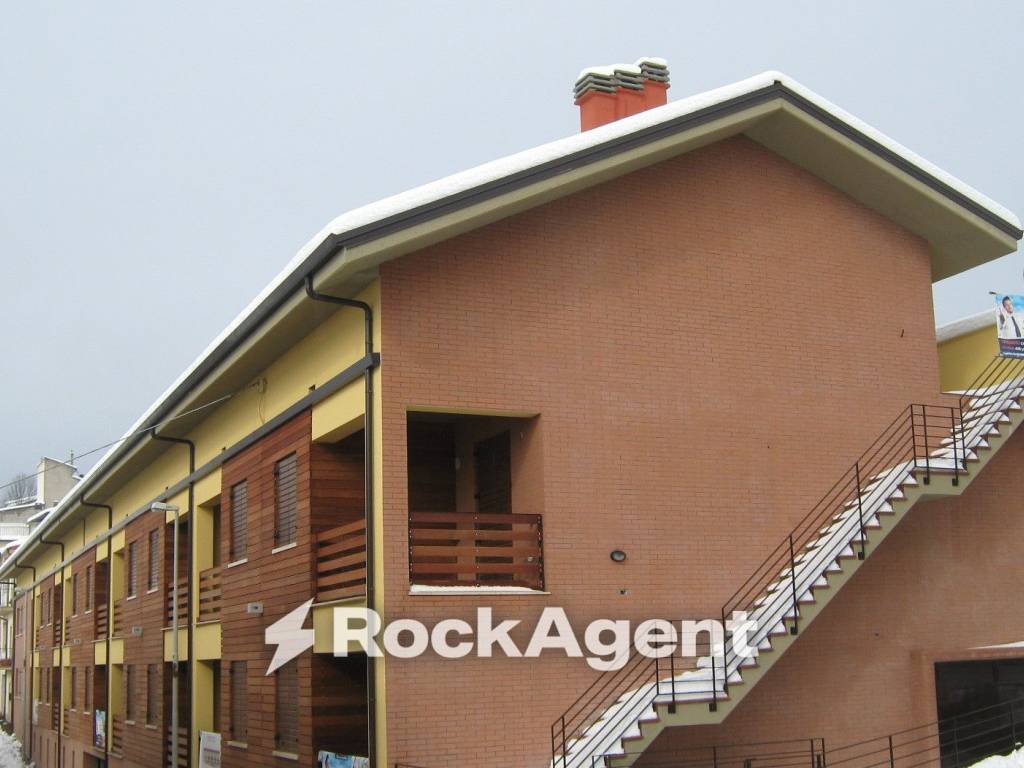 appartamento in vendita ad Ateleta in zona Carceri Basse