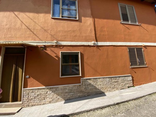 appartamento in vendita ad Avezzano in zona Paterno