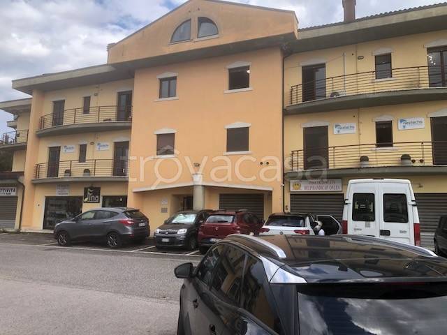 negozio in vendita ad Avezzano