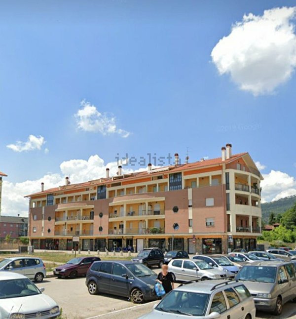 locale commerciale in vendita ad Avezzano