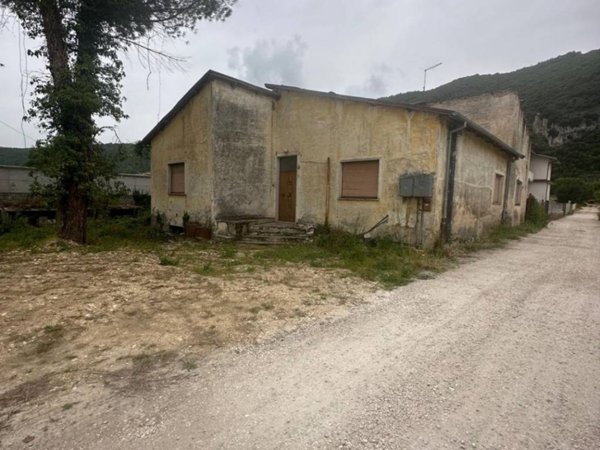 terreno edificabile in vendita ad Avezzano