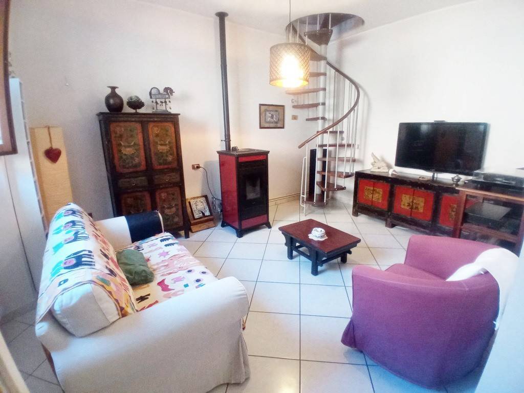 casa indipendente in vendita ad Avezzano