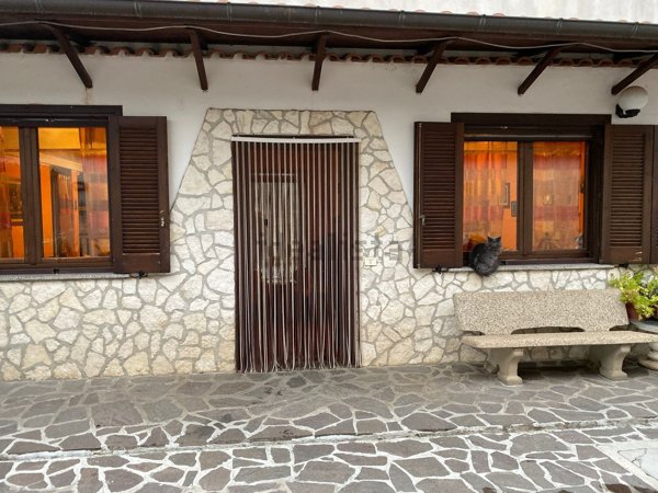 casa indipendente in vendita ad Avezzano