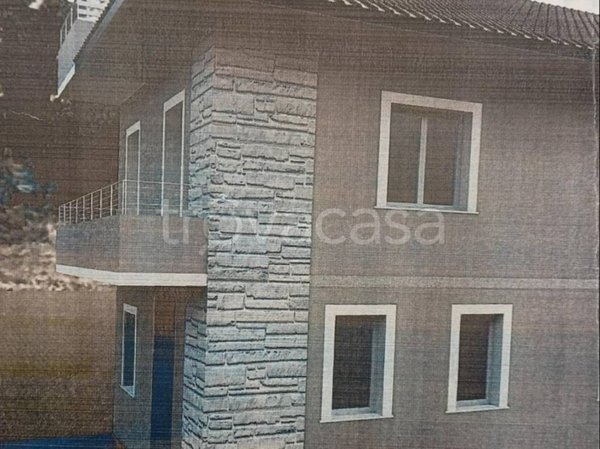 casa indipendente in vendita ad Avezzano