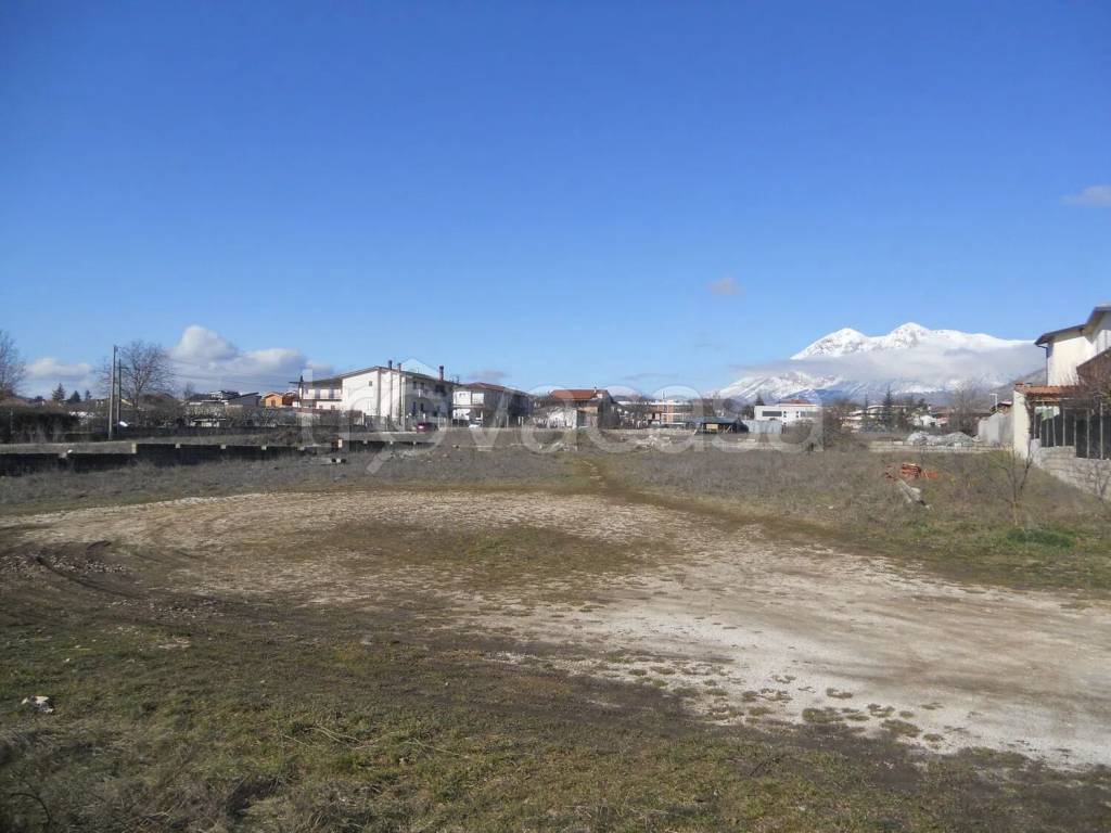 terreno agricolo in vendita ad Avezzano in zona Caruscino