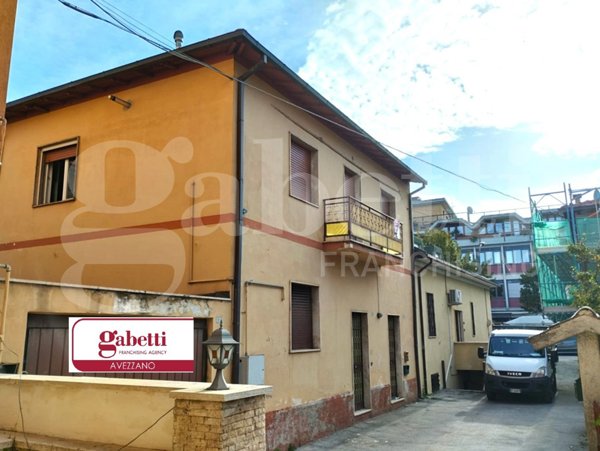 casa indipendente in vendita ad Avezzano