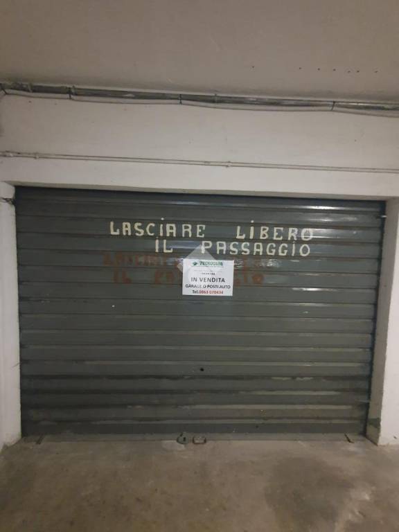 negozio in vendita ad Avezzano