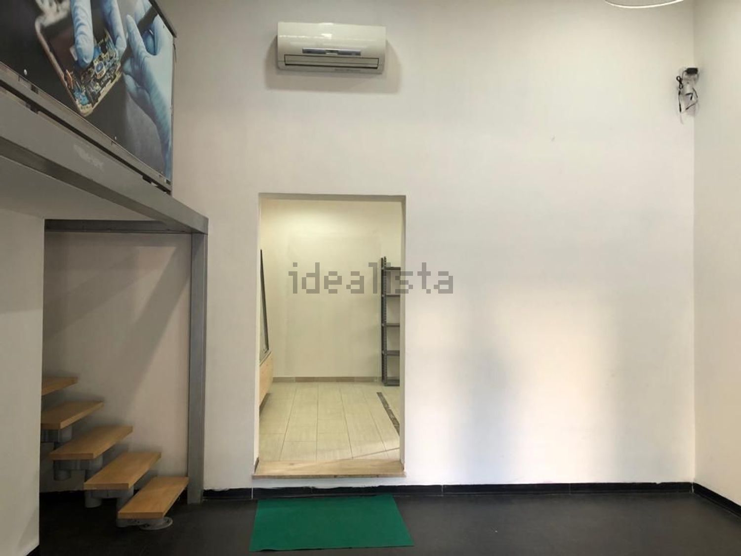 locale commerciale in vendita ad Avezzano
