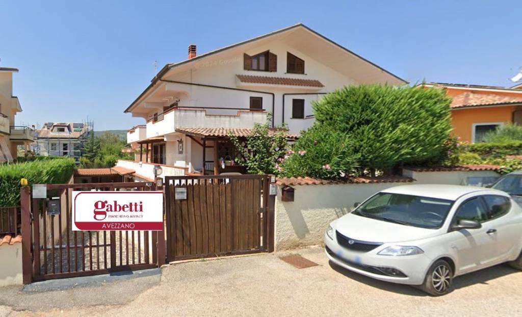 casa indipendente in vendita ad Avezzano
