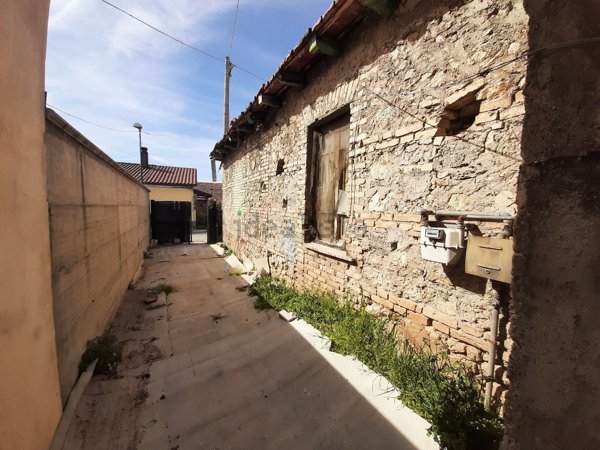 casa indipendente in vendita ad Avezzano