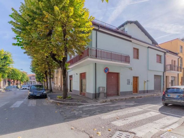 casa indipendente in vendita ad Avezzano