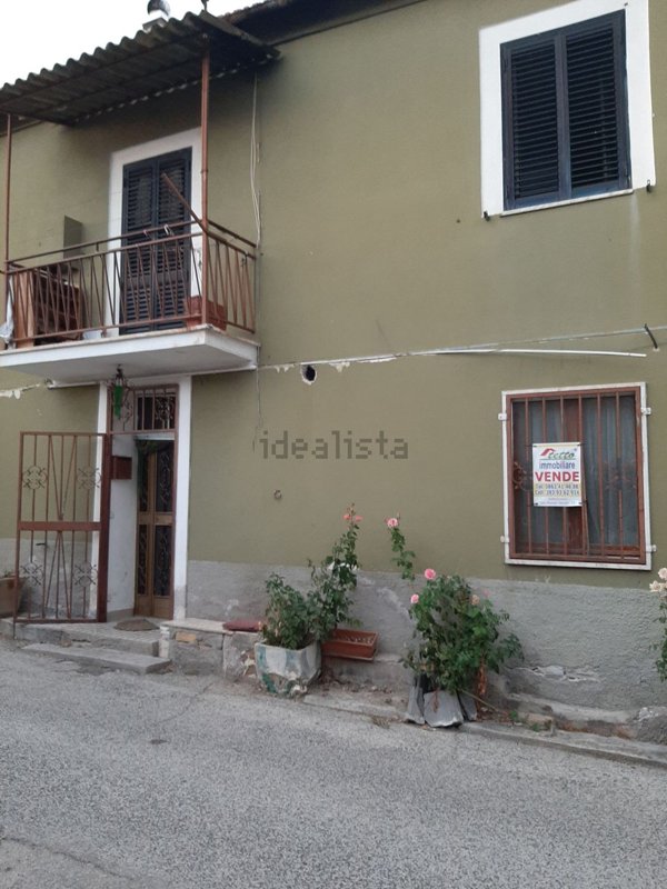 pentavano in vendita ad Avezzano