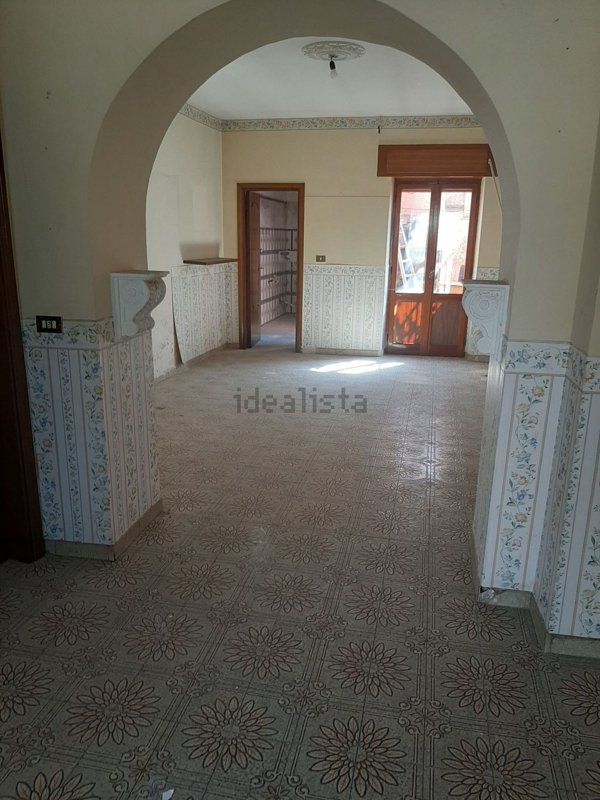 casa indipendente in vendita ad Avezzano