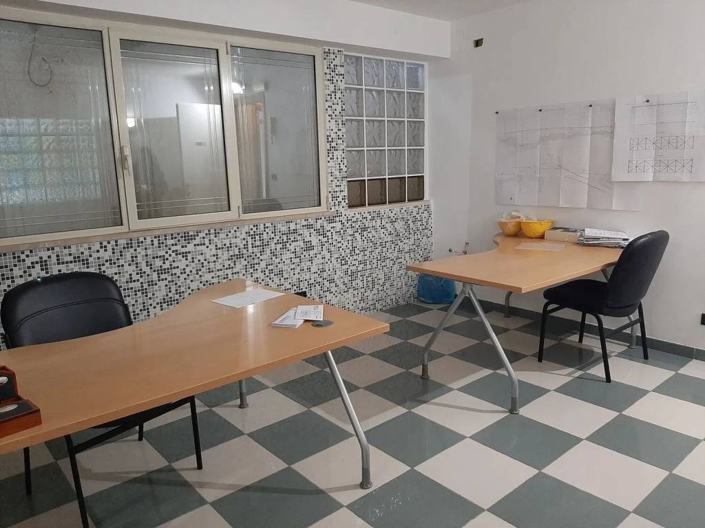 ufficio in vendita ad Avezzano