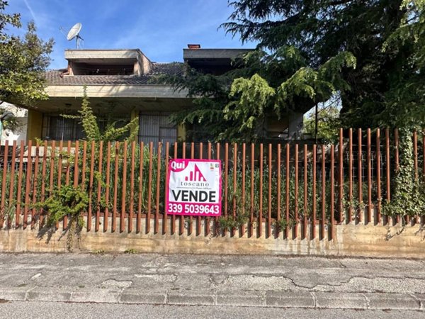 casa indipendente in vendita ad Avezzano