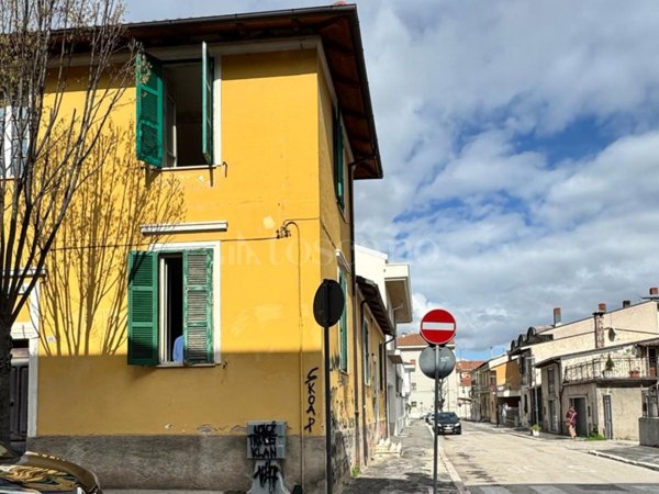 casa indipendente in vendita ad Avezzano