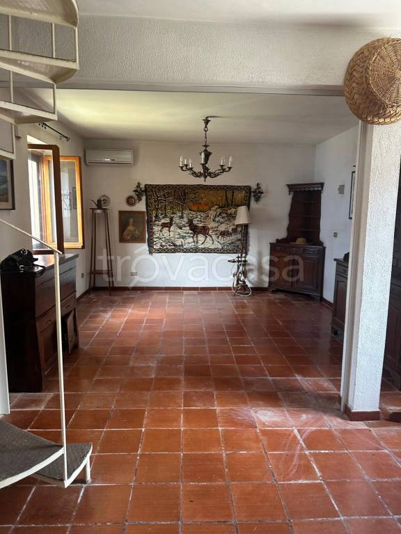 casa indipendente in vendita ad Avezzano