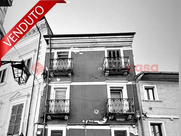 casa indipendente in vendita ad Avezzano
