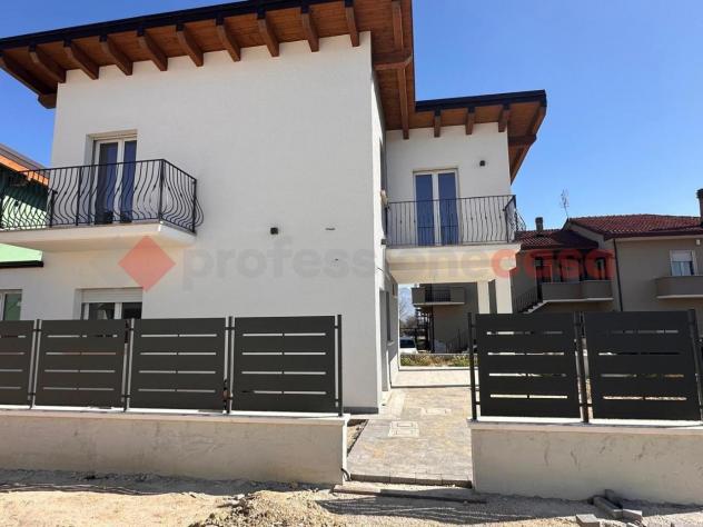 casa indipendente in vendita ad Avezzano