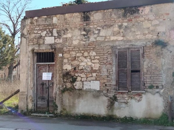 casa indipendente in vendita ad Avezzano