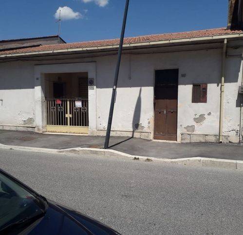 casa indipendente in vendita ad Avezzano