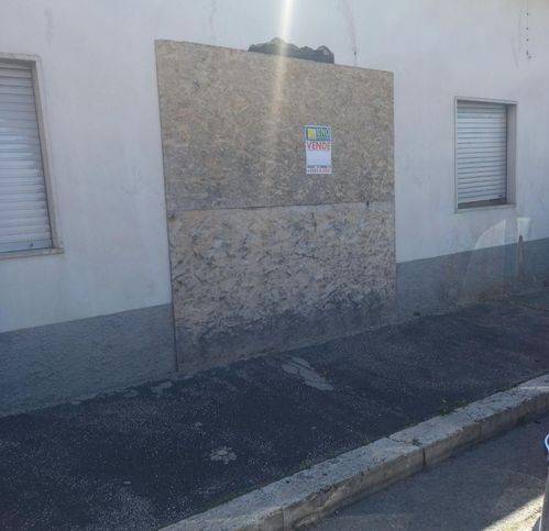 casa indipendente in vendita ad Avezzano