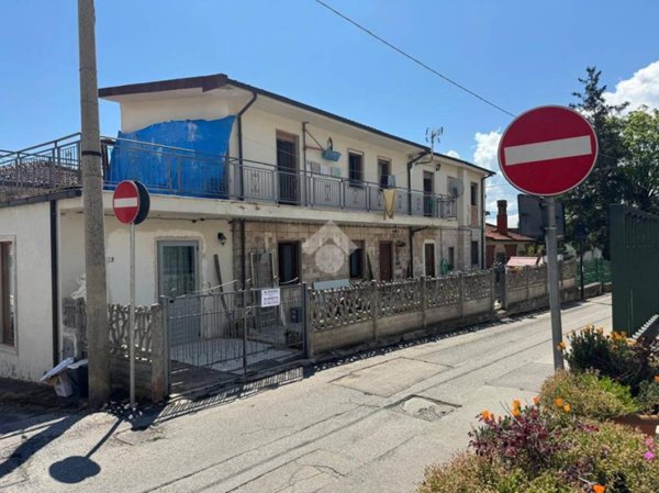 casa indipendente in vendita ad Avezzano
