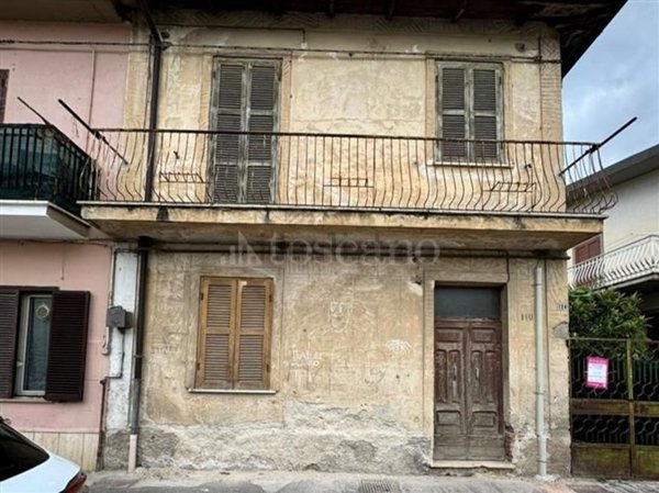 casa indipendente in vendita ad Avezzano