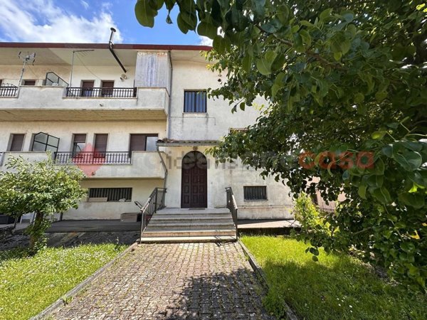 appartamento in vendita ad Avezzano in zona Caruscino