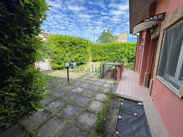 casa indipendente in vendita ad Avezzano