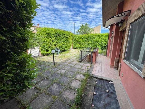 casa indipendente in vendita ad Avezzano