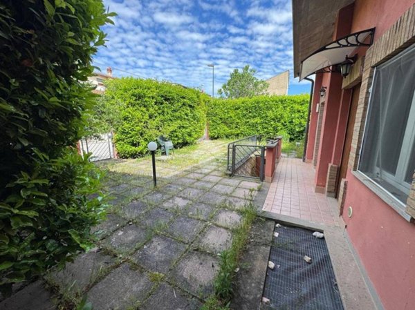 casa indipendente in vendita ad Avezzano