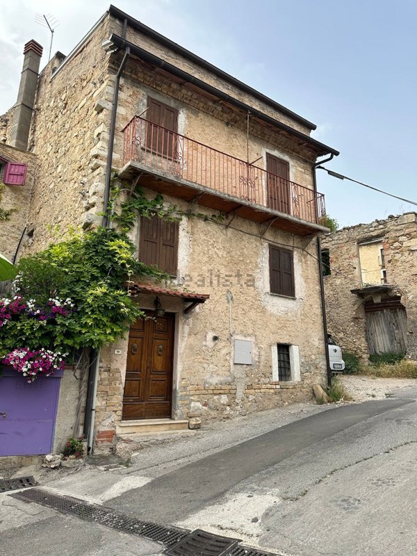 casale in vendita ad Avezzano