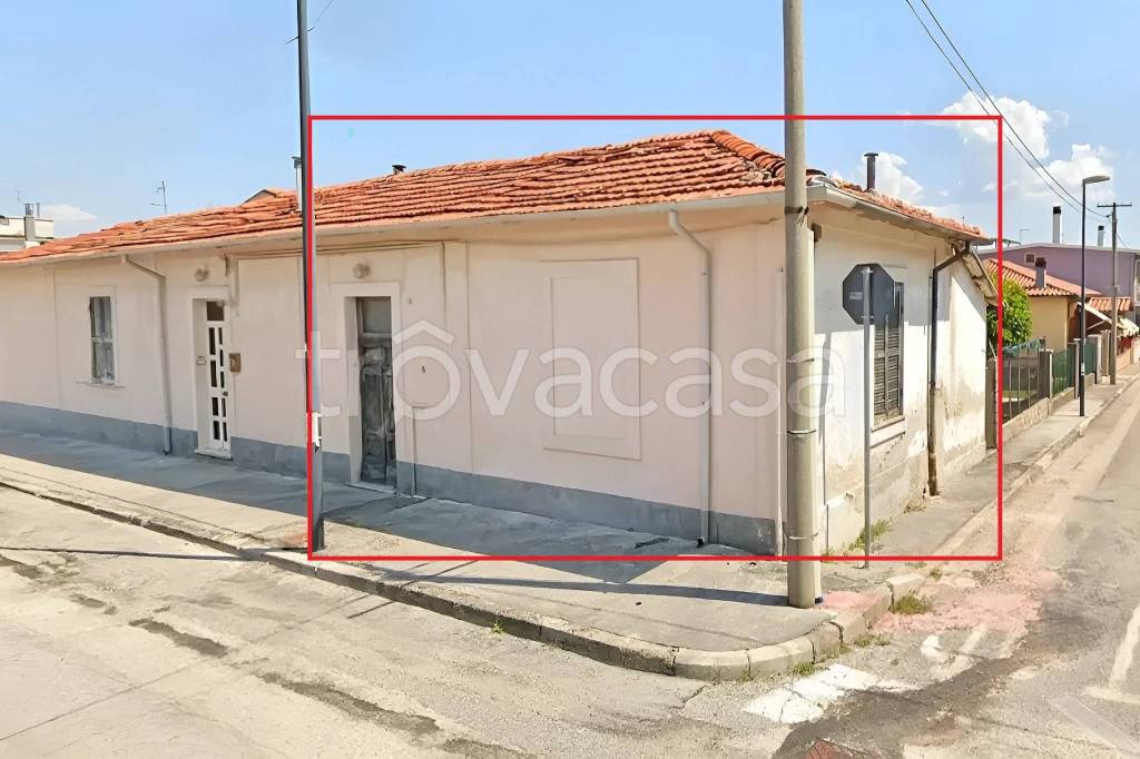 casa indipendente in vendita ad Avezzano