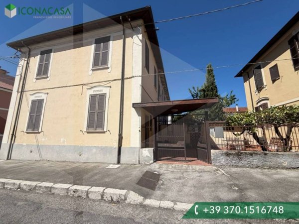 casa indipendente in vendita ad Avezzano