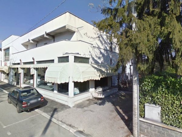 locale commerciale in vendita ad Avezzano