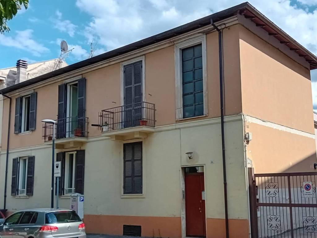 casa indipendente in vendita ad Avezzano