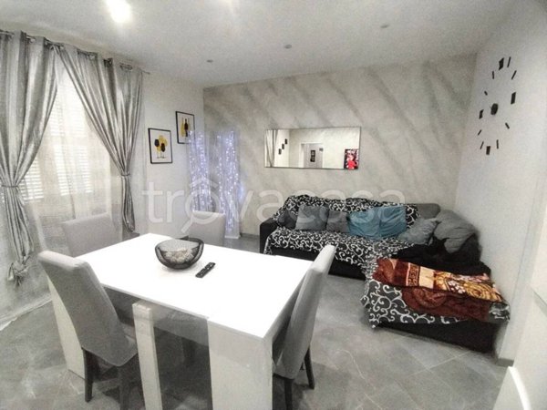 casa indipendente in vendita ad Avezzano in zona Paterno