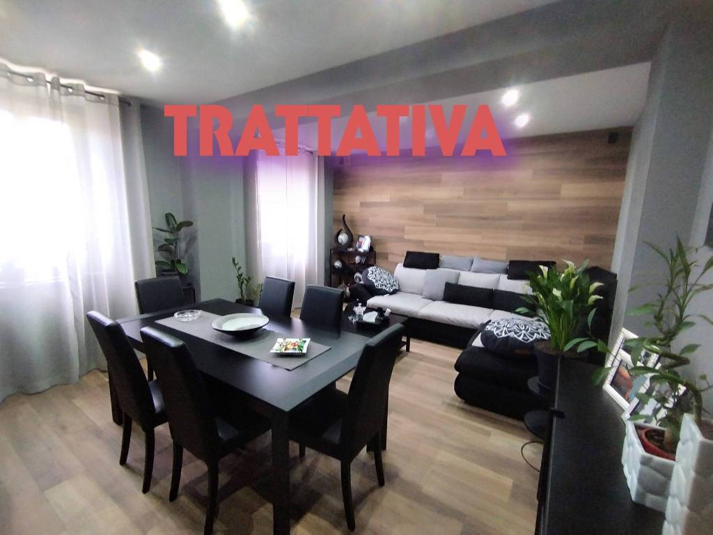 casa indipendente in vendita ad Avezzano in zona Paterno