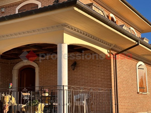 casa indipendente in vendita ad Avezzano