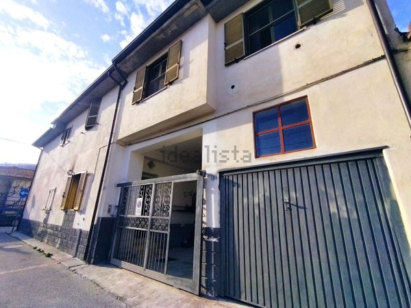 casa indipendente in vendita ad Avezzano
