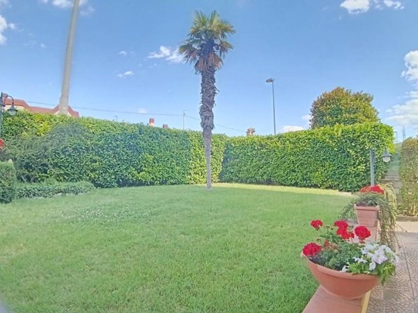 casa indipendente in vendita ad Avezzano